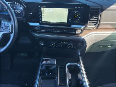 Used 2022 Chevrolet Silverado 1500 LT Trail Boss image 20