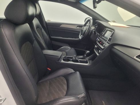 Used 2018 Hyundai Sonata Sport FWD image 21