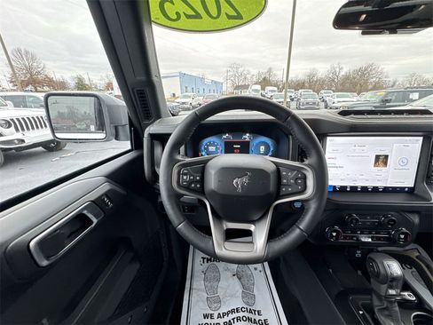 New 2025 Ford Bronco Badlands image 14