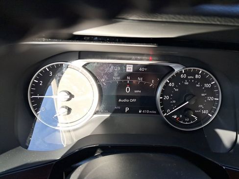 New 2025 Nissan Pathfinder SL w/ Lighting Package (N92) image 28