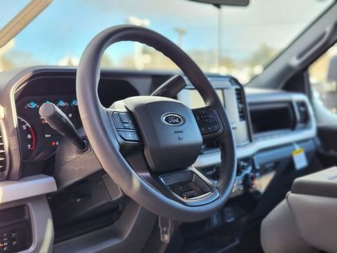New 2026 Ford F250 XL w/ XL Off-Road Package AWD/4WD image 18