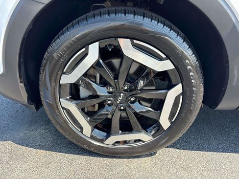 Used 2024 Kia Telluride S w/ S Sunroof Package AWD/4WD image 9