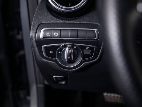 Used 2019 Mercedes-Benz GLC 300 GLC 300 Coupe image 37