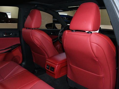 Used 2024 Lexus IS 350 F Sport RWD image 14