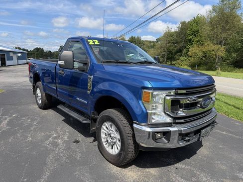 Used 2022 Ford F350 XLT w/ XLT Value Package AWD/4WD image 3