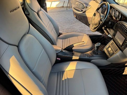 Used 2002 Porsche Boxster S image 10