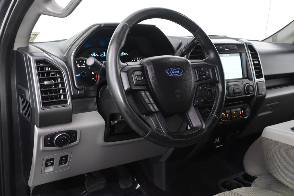 Used 2017 Ford F150 XLT w/ Equipment Group 302A Luxury AWD/4WD image 12