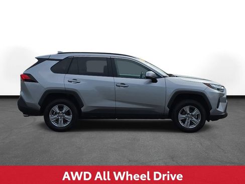 Certified 2025 Toyota RAV4 XLE AWD/4WD image 5