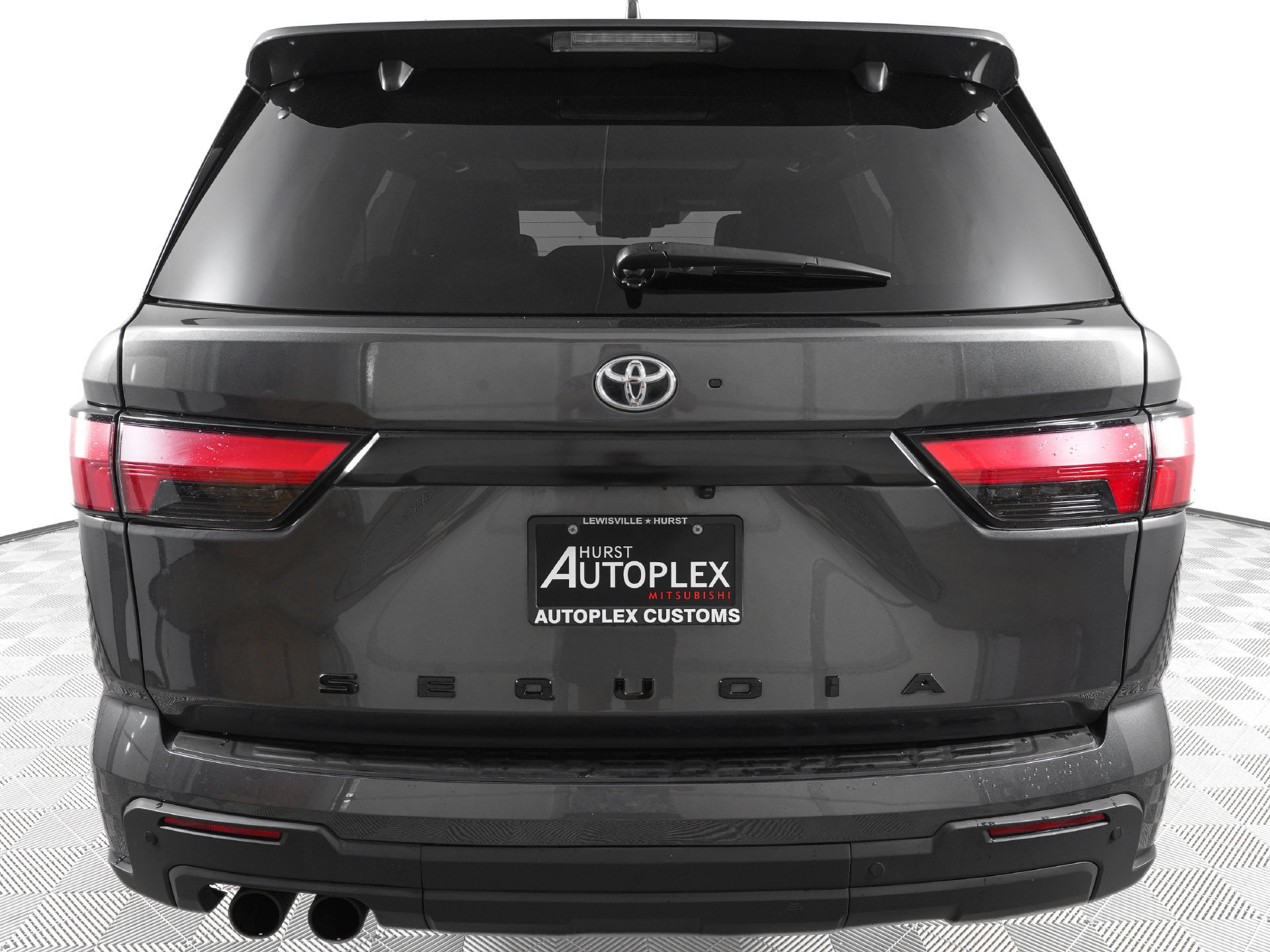 Used 2023 Toyota Sequoia TRD Pro AWD/4WD image 6