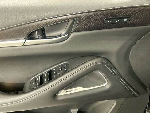 Used 2022 INFINITI QX60 Sensory w/ Cargo Package image 11