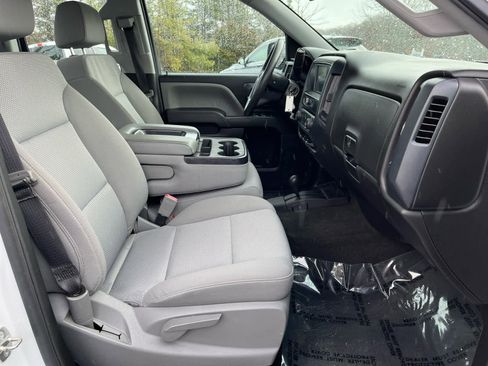 Used 2018 Chevrolet Silverado 1500 W/T w/ Trailering Package image 30