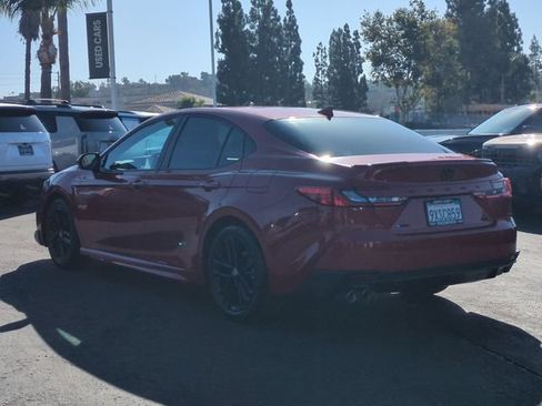 Used 2026 Toyota Camry SE w/ Convenience Package FWD image 4