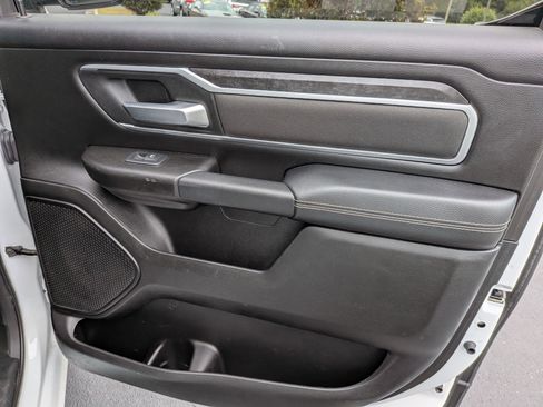 Used 2023 RAM 1500 Big Horn image 31