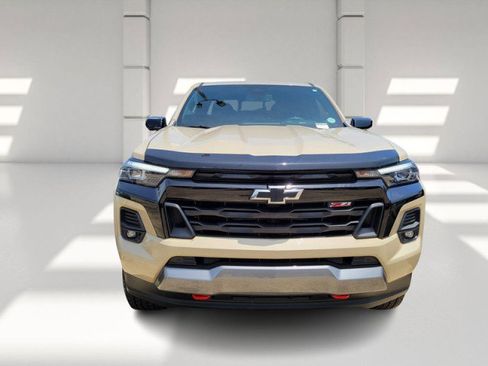 Used 2023 Chevrolet Colorado Z71 w/ Z71 Convenience Package 2 image 2