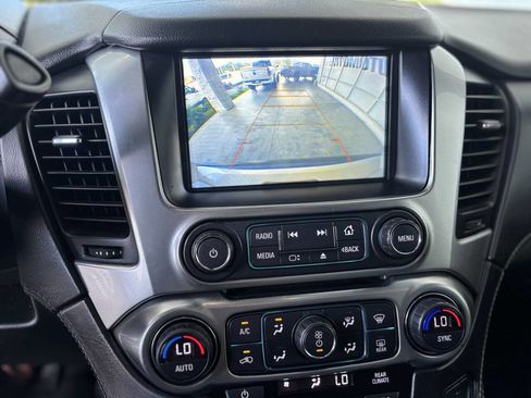 Used 2018 Chevrolet Tahoe LT image 17