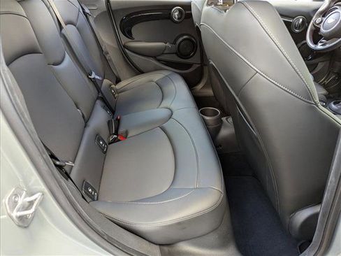 Used 2021 MINI Cooper S image 18