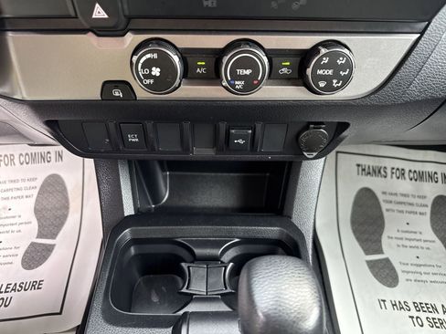 Used 2023 Toyota Tacoma SR w/ SR Convenience Package image 23