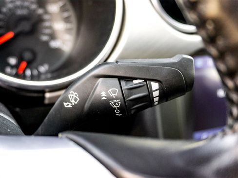 Used 2023 Ford Mustang Convertible image 20