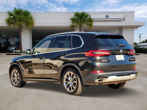 Certified 2023 BMW X5 sDrive40i image 6