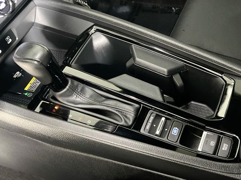 Used 2025 Honda Accord Sport image 24