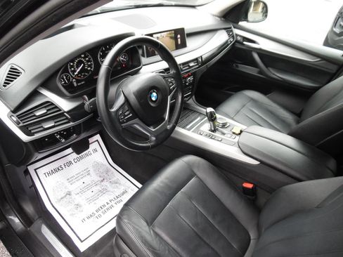 Used 2015 BMW X5 xDrive35i w/ Premium Package AWD/4WD image 12
