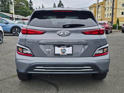 Used 2023 Hyundai Kona SE FWD image 6