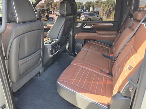 Used 2024 GMC Sierra 3500 Denali Ultimate image 10