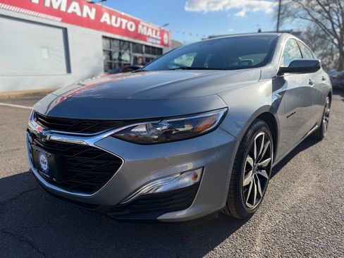 Used 2023 Chevrolet Malibu RS FWD image 1