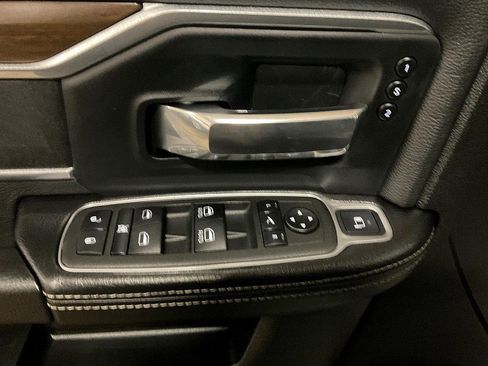 Used 2022 RAM 2500 Laramie image 31