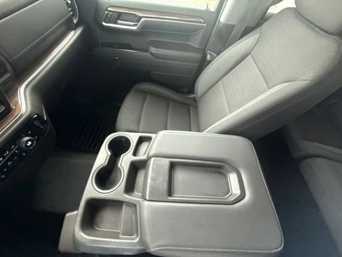 Used 2023 Chevrolet Silverado 1500 LT AWD/4WD image 29