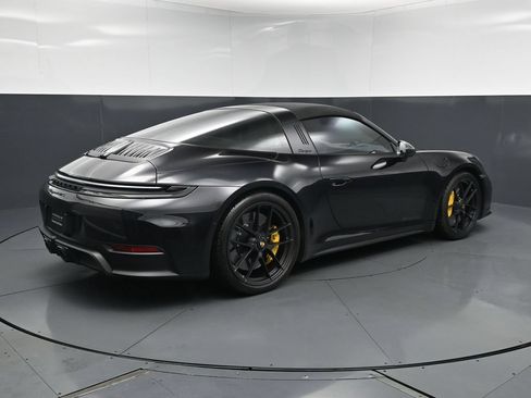 Used 2026 Porsche 911 Targa 4 GTS AWD/4WD image 12