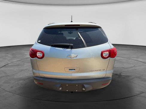 Used 2012 Chevrolet Traverse LS FWD image 8