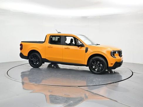 New 2026 Ford Maverick Lariat w/ Black Appearance Package AWD/4WD image 4