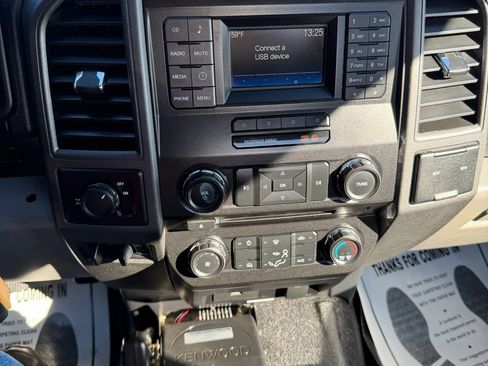 Used 2017 Ford F250 XL w/ Power Equipment Group image 9