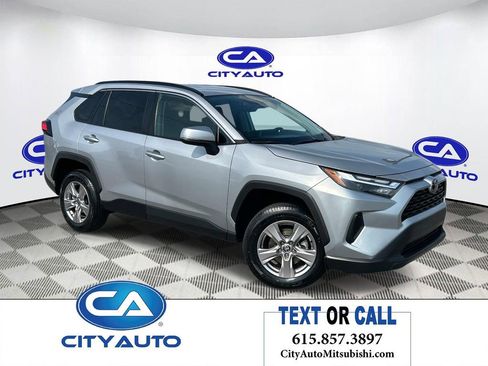 Used 2022 Toyota RAV4 XLE FWD image 1