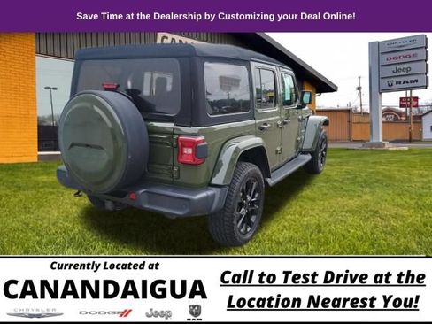 Used 2021 Jeep Wrangler Unlimited Sahara w/ Dual Top Group AWD/4WD image 5