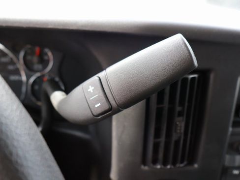 New 2025 Chevrolet Express 2500 Work Van w/ Driver Convenience Package image 7