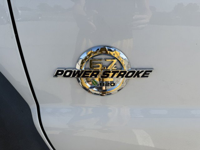 Used 2015 Ford F550 4x4 Regular Cab Super Duty image 14