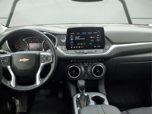 Certified 2025 Chevrolet Blazer LT w/ Midnight/Sport Edition AWD/4WD image 11
