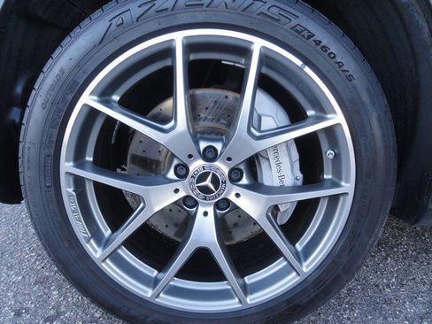 Used 2022 Mercedes-Benz GLC 300 4MATIC w/ AMG Line image 25