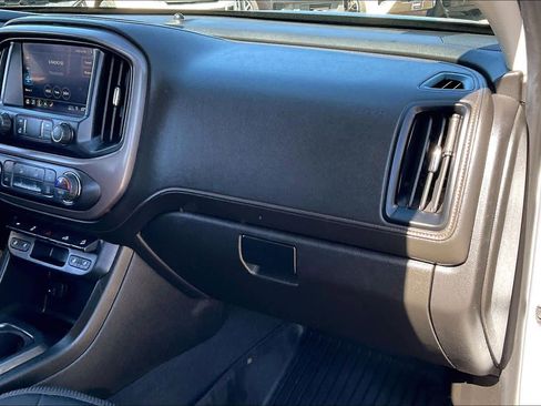 Used 2021 GMC Canyon AT4 w/ Trailering Package image 19