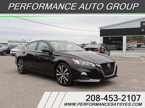 Used 2022 Nissan Altima 2.5 SR FWD image 1