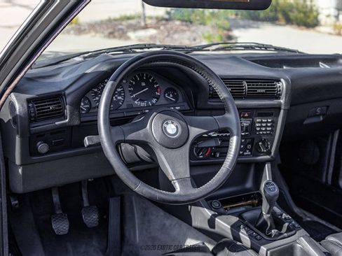 Used 1989 BMW 325i Convertible RWD image 37