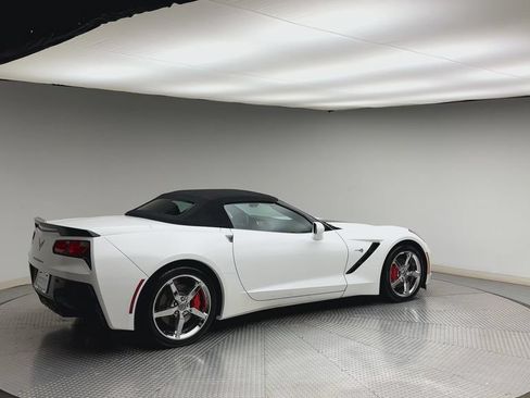 Used 2014 Chevrolet Corvette Stingray Convertible w/ 2LT Preferred Equipment Group RWD image 2