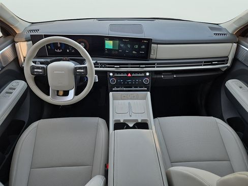Certified 2026 Hyundai Santa Fe SEL FWD image 9