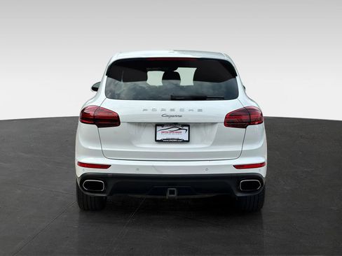 Used 2016 Porsche Cayenne AWD/4WD image 6