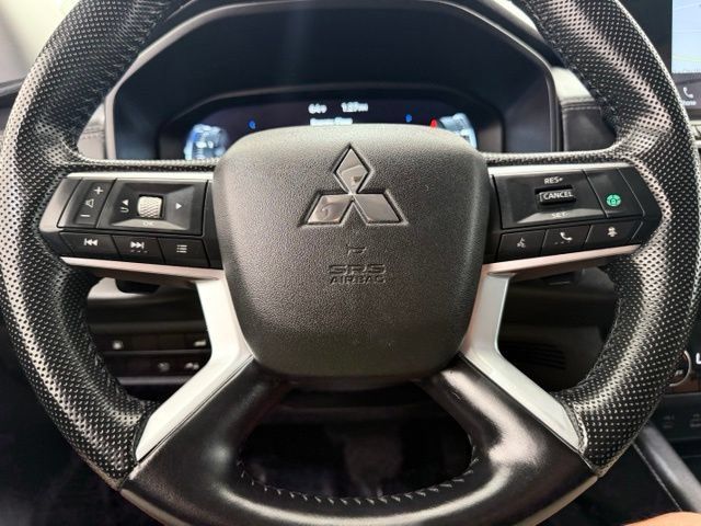 Used 2024 Mitsubishi Outlander SE AWD/4WD image 44