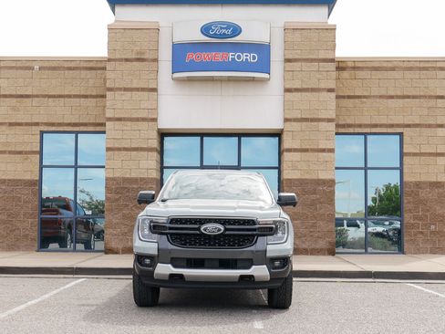 Certified 2024 Ford Ranger XLT w/ Technology Package AWD/4WD image 3