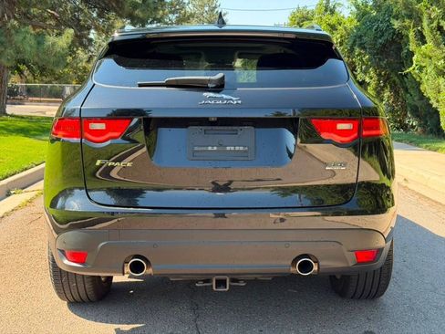 Used 2017 Jaguar F-PACE Prestige AWD/4WD image 4