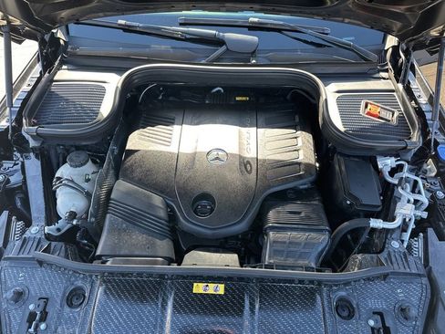 Used 2025 Mercedes-Benz GLS 450 4MATIC image 34
